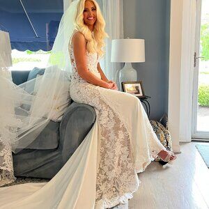 Martina Liana Luxury Wedding Dress